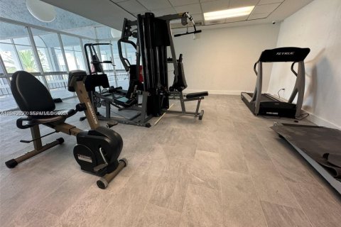 Copropriété à louer à Miami, Floride: 1 chambre, 76.74 m2 № 2002142 - photo 30