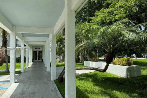 Copropriété à louer à Miami, Floride: 1 chambre, 76.74 m2 № 2002142 - photo 26