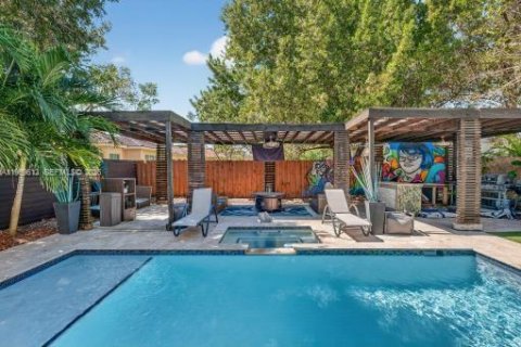 Купить виллу или дом в Хомстед, Флорида 1 комната, 290.69м2, № 2030523 - фото 8