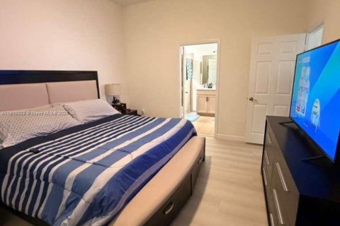 Villa ou maison à vendre à Homestead, Floride: 4 chambres, 155.89 m2 № 1966435 - photo 5