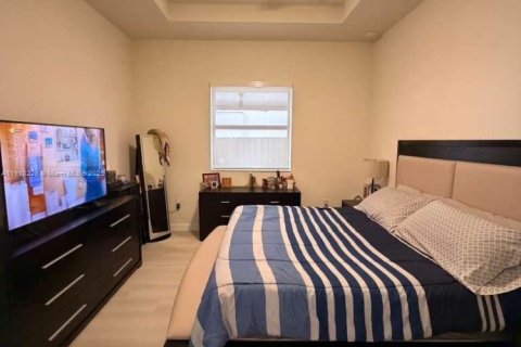 Villa ou maison à vendre à Homestead, Floride: 4 chambres, 155.89 m2 № 1966435 - photo 3