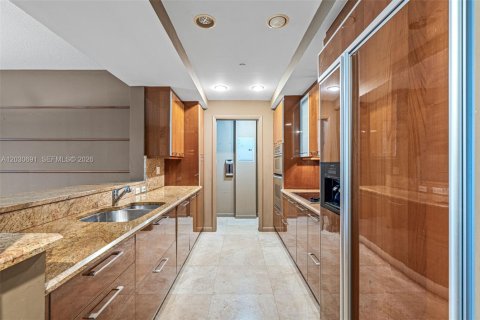 Condominio en venta en Fort Lauderdale, Florida, 2 dormitorios, 137.03 m2 № 2153753 - foto 17