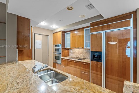 Condominio en venta en Fort Lauderdale, Florida, 2 dormitorios, 137.03 m2 № 2153753 - foto 15