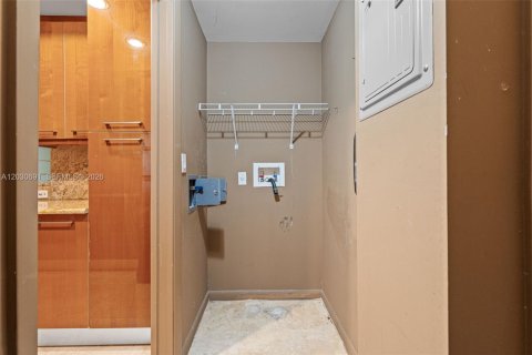 Condominio en venta en Fort Lauderdale, Florida, 2 dormitorios, 137.03 m2 № 2153753 - foto 19