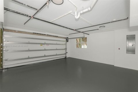 Townhouse in Fort Lauderdale, Florida 3 bedrooms, 169.27 sq.m. № 1940785 - photo 28