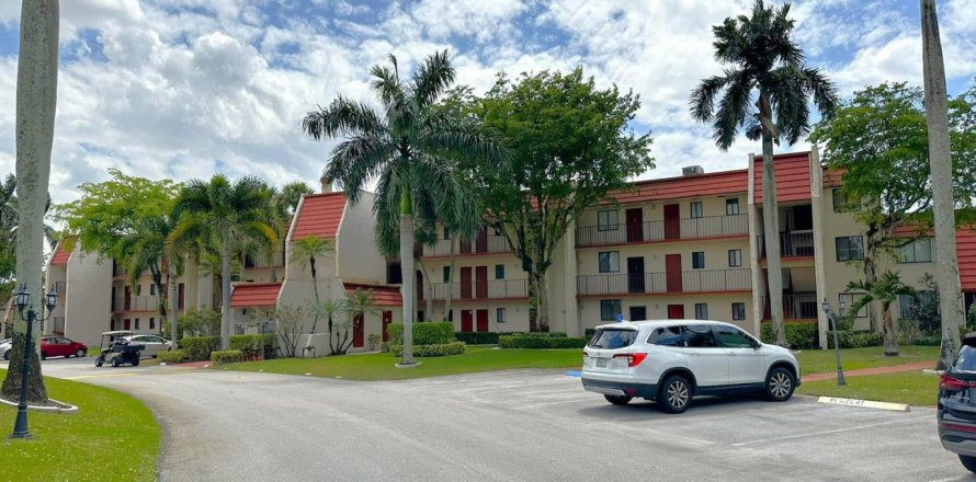 Condo in Lake Worth, Florida, 1 bedroom № 2262362