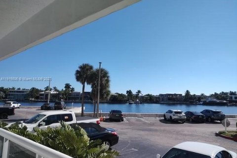 Купить кондоминиум в Авентура, Флорида 3 спальни, 133.41м2, № 1973966 - фото 23