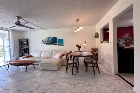 Copropriété à vendre à Aventura, Floride: 2 chambres, 89.19 m2 № 1867228 - photo 2