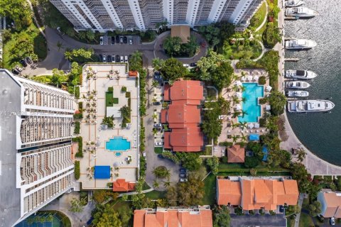 Купить кондоминиум в Авентура, Флорида 2 спальни, 169.08м2, № 2043544 - фото 23