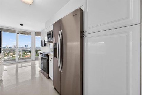 Купить кондоминиум в Авентура, Флорида 2 спальни, 169.08м2, № 2043544 - фото 13