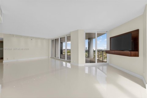 Купить кондоминиум в Авентура, Флорида 2 спальни, 169.08м2, № 2043544 - фото 9