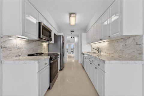 Купить кондоминиум в Авентура, Флорида 2 спальни, 169.08м2, № 2043544 - фото 11