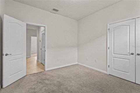 House in Sarasota, Florida 3 bedrooms, 189.06 sq.m. № 2419173 - photo 25