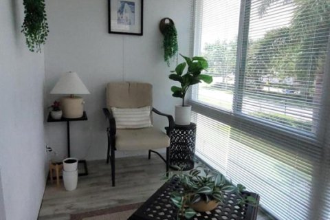 Condo in West Palm Beach, Florida, 1 bedroom  № 2086558 - photo 12
