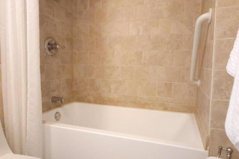 Condo in West Palm Beach, Florida, 1 bedroom  № 2086558 - photo 16