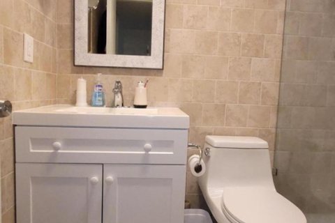 Condo in West Palm Beach, Florida, 1 bedroom  № 2086558 - photo 21