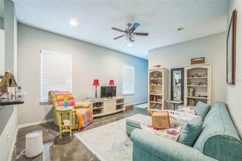 House in Winter Haven, Florida 3 bedrooms, 117.24 sq.m. № 1684605 - photo 7