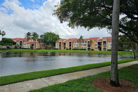 Снять в аренду кондоминиум в Мирамар, Флорида 3 спальни, 104.52м2, № 2027310 - фото 11