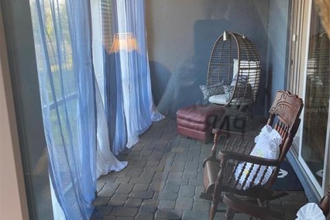 Villa ou maison à louer à Bradenton, Floride: 3 chambres, 188.03 m2 № 2413879 - photo 11