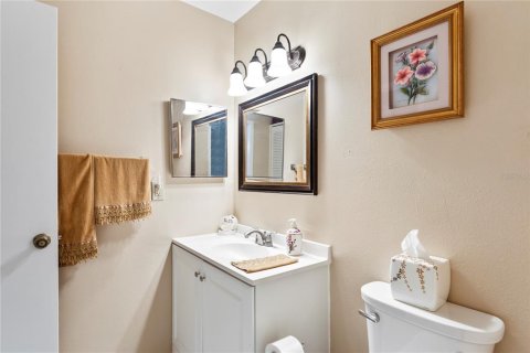Condo in New Port Richey, Florida, 2 bedrooms  № 1835098 - photo 23