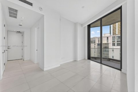 Copropriété à louer à Miami, Floride: 2 chambres, 102.38 m2 № 2168166 - photo 17
