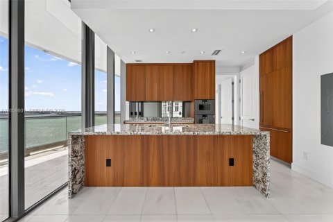 Copropriété à louer à Miami, Floride: 2 chambres, 102.38 m2 № 2168166 - photo 6