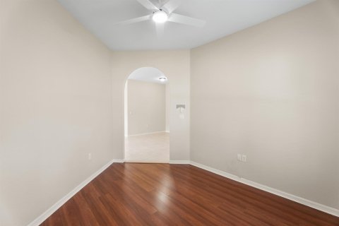 House in Port St. Lucie, Florida 2 bedrooms, 137.68 sq.m. № 2253059 - photo 12