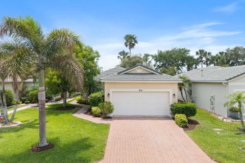 House in Port St. Lucie, Florida 2 bedrooms, 137.68 sq.m. № 2253059 - photo 29