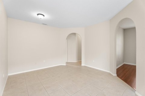 House in Port St. Lucie, Florida 2 bedrooms, 137.68 sq.m. № 2253059 - photo 10