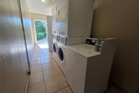Copropriété à louer à Fort Lauderdale, Floride: 2 chambres, 69.21 m2 № 2084509 - photo 20
