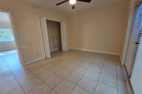 Copropriété à louer à Fort Lauderdale, Floride: 2 chambres, 69.21 m2 № 2084509 - photo 15