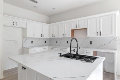 Купить виллу или дом в Киссимми, Флорида 8 комнат, 227.7м2, № 2155757 - фото 3