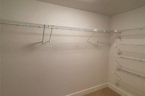 Condo in Haines City, Florida, 1 bedroom № 2423791 - photo 10