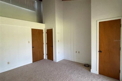 Condo in Haines City, Florida, 1 bedroom № 2423791 - photo 14