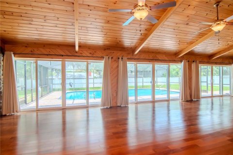 Villa ou maison à vendre à Winter Haven, Floride: 5 chambres, 341.88 m2 № 1562089 - photo 14