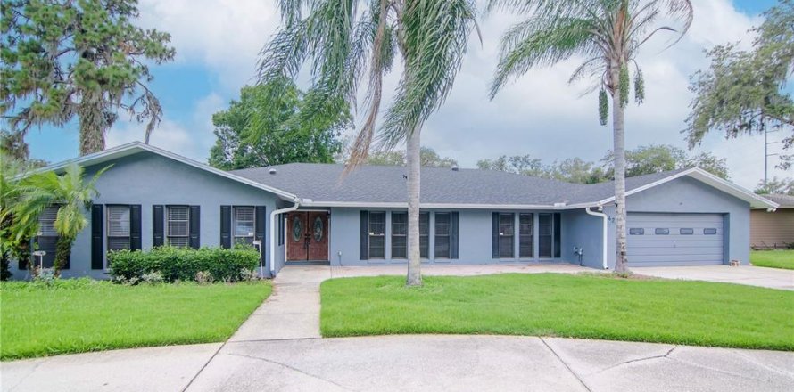 Casa en Winter Haven, Florida 5 dormitorios, 341.88 m2 № 1562089