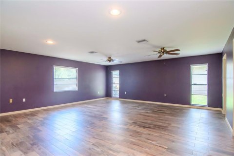 Villa ou maison à vendre à Winter Haven, Floride: 5 chambres, 341.88 m2 № 1562089 - photo 27