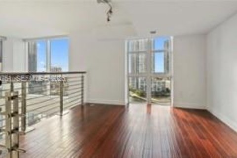 Купить кондоминиум в Майами, Флорида 2 спальни, 119.75м2, № 2035656 - фото 10