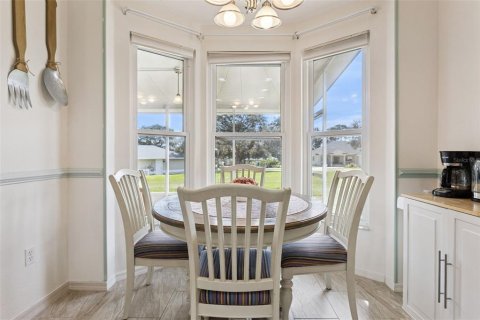 House in Lady Lake, Florida 3 bedrooms, 202.06 sq.m. № 2399064 - photo 16