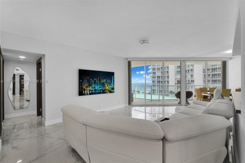 Copropriété à vendre à Sunny Isles Beach, Floride: 3 chambres, 163.51 m2 № 2170045 - photo 11
