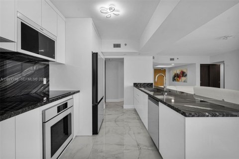 Copropriété à vendre à Sunny Isles Beach, Floride: 3 chambres, 163.51 m2 № 2170045 - photo 23
