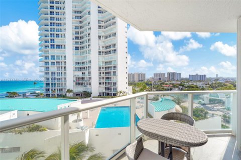 Copropriété à vendre à Sunny Isles Beach, Floride: 3 chambres, 163.51 m2 № 2170045 - photo 27