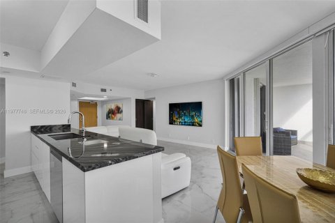 Copropriété à vendre à Sunny Isles Beach, Floride: 3 chambres, 163.51 m2 № 2170045 - photo 5
