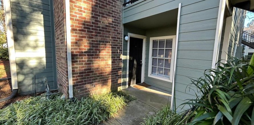 Condo à Orlando, Floride, 2 chambres  № 2305009