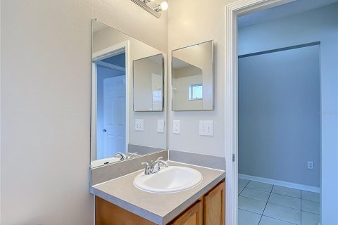 House in Wesley Chapel, Florida 4 bedrooms, 143.44 sq.m. № 2227717 - photo 26