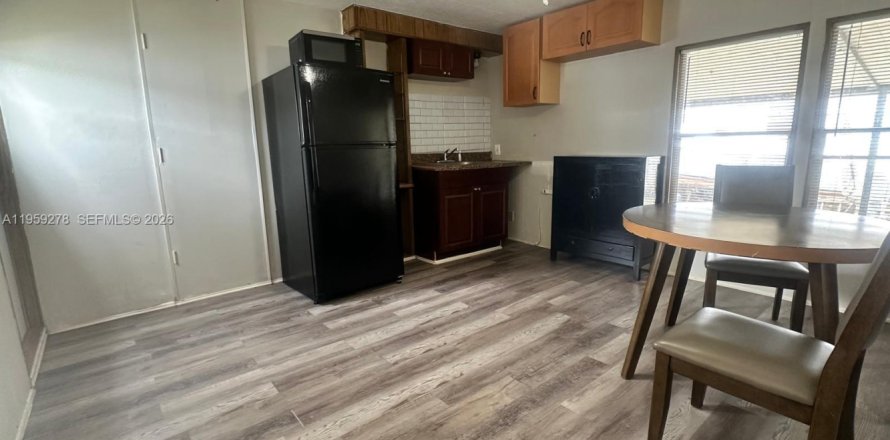 Квартира в Бока-Ратон, Флорида 1 спальня, 78.04м2 № 2018112