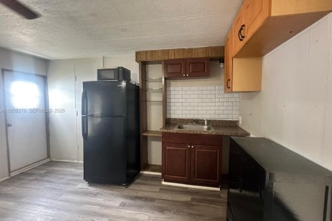 Снять в аренду квартиру в Бока-Ратон, Флорида 1 спальня, 78.04м2, № 2018112 - фото 3