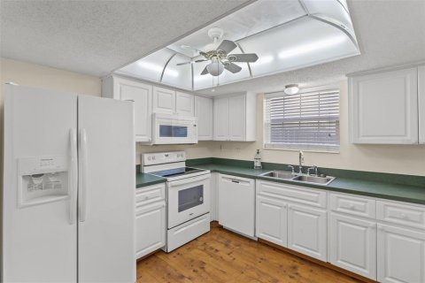 Copropriété à vendre à Saint Petersburg, Floride: 4 chambres, 162.58 m2 № 1907302 - photo 7