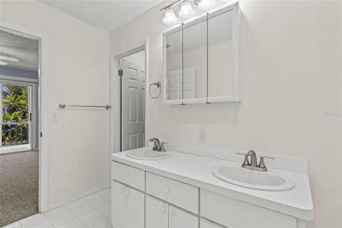 Copropriété à vendre à Saint Petersburg, Floride: 4 chambres, 162.58 m2 № 1907302 - photo 29