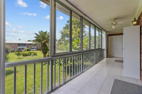 Copropriété à vendre à Saint Petersburg, Floride: 4 chambres, 162.58 m2 № 1907302 - photo 30